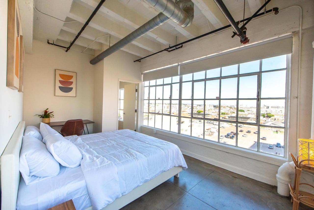 Stunning Downtown La 2 Bedroom/ 2 Bathroom Loft With Private Balcony. Appartamento *