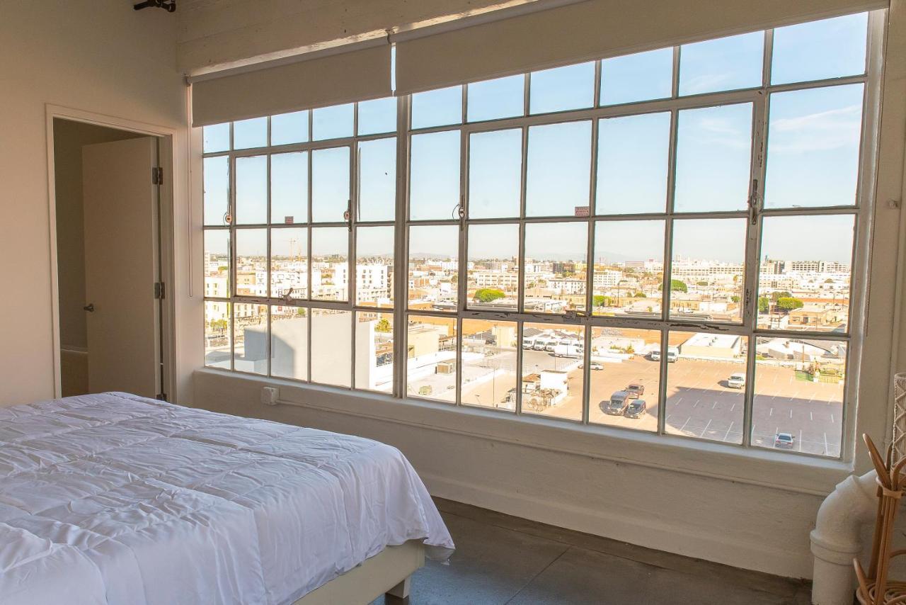 Stunning Downtown La 2 Bedroom/ 2 Bathroom Loft With Private Balcony. Appartamento *